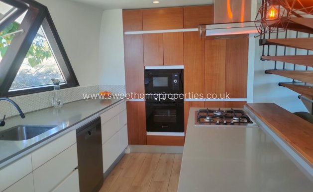 Resale - Country house - Pinoso