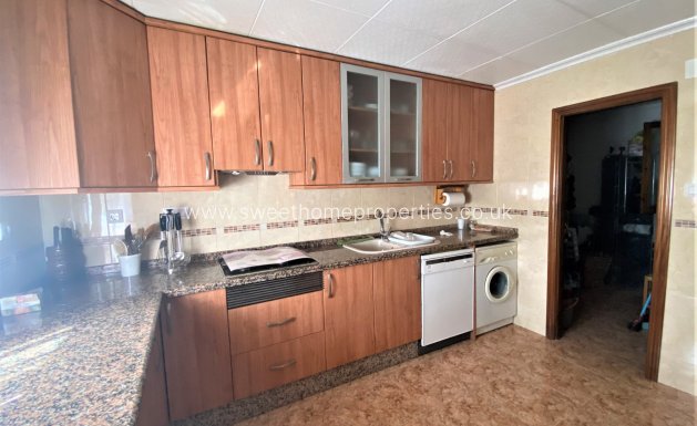 Resale - Country house - Sax