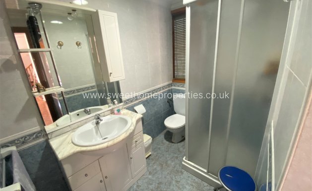 Resale - Country house - Sax