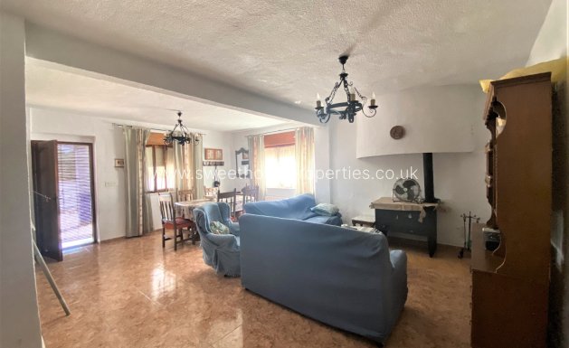 Resale - Country house - Sax