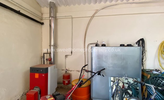 Resale - Country house - Sax