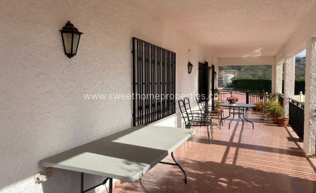 Resale - Country house - Sax