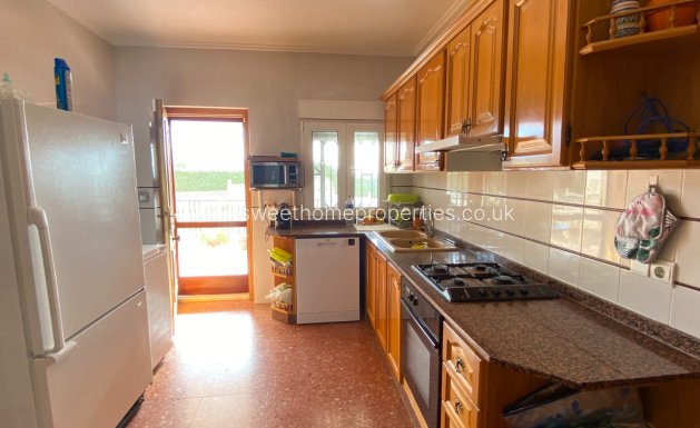 Resale - Country house - Sax