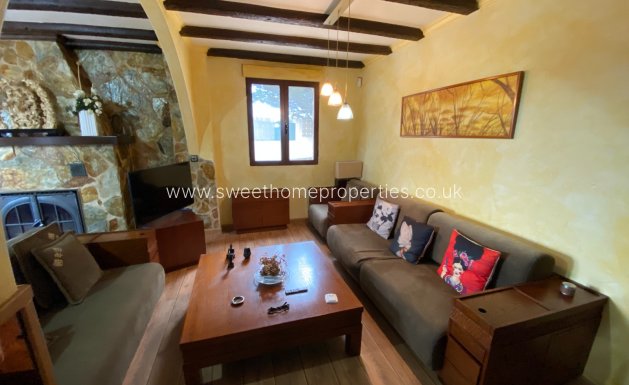 Resale - Country house - Sax