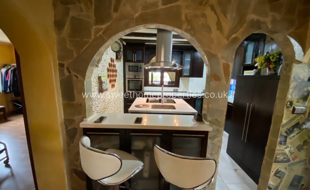 Resale - Country house - Sax