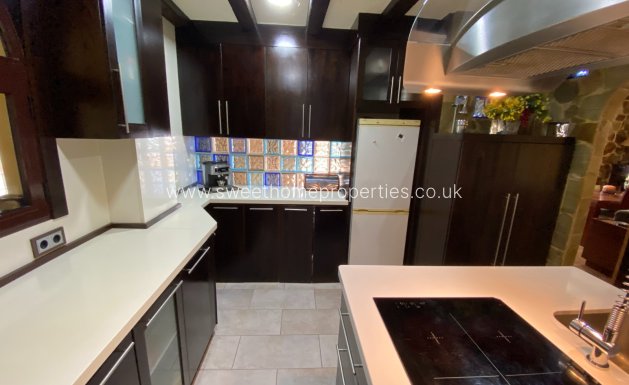 Resale - Country house - Sax