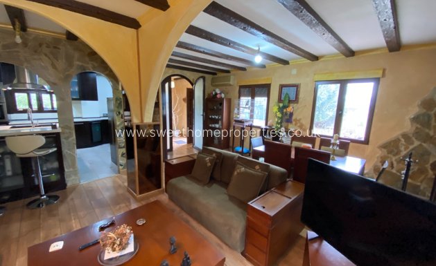 Resale - Country house - Sax