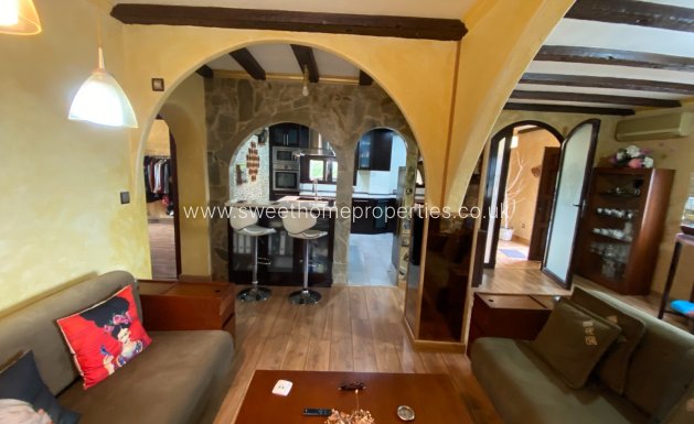 Resale - Country house - Sax