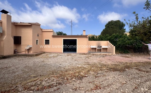 Reventa - Casa de campo - Monovar