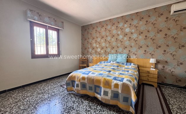 Reventa - Casa de campo - Monovar