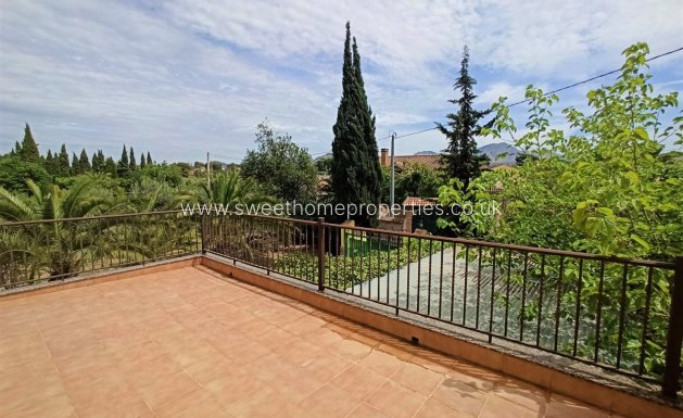 Resale - Country house - Novelda