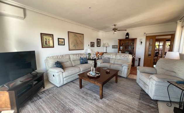 Resale - Country house - Sax