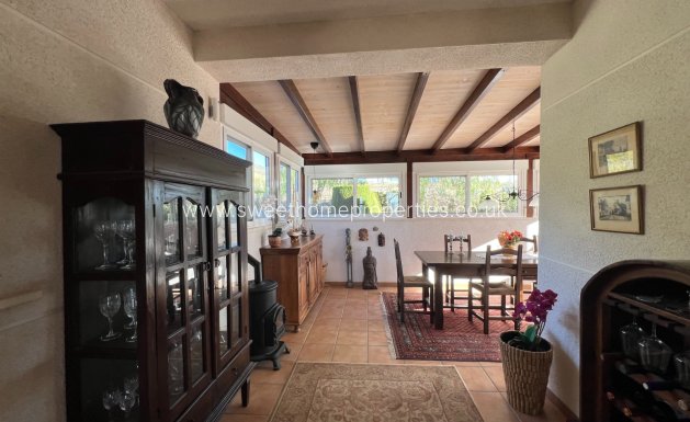 Resale - Country house - Sax