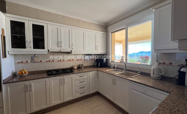 Resale - Country house - Sax