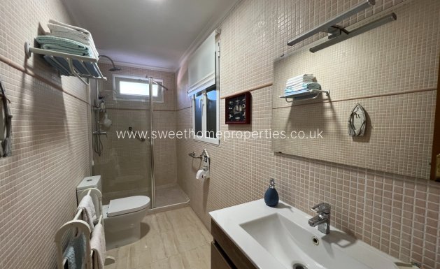 Resale - Country house - Sax