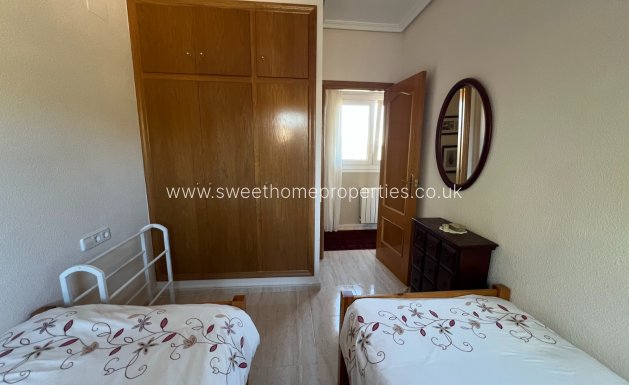 Resale - Country house - Sax