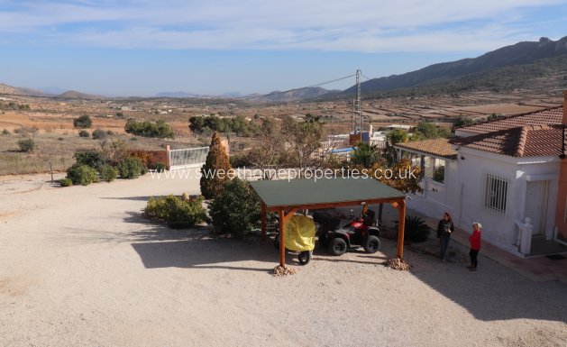 Resale - Villa - La Romana