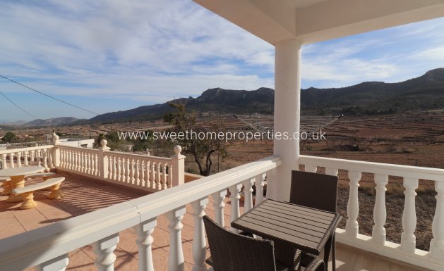 Resale - Villa - La Romana