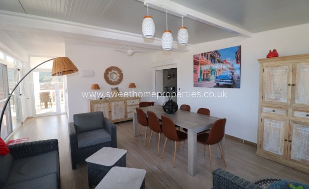 Resale - Villa - La Romana