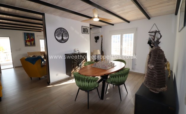 Resale - Villa - La Romana