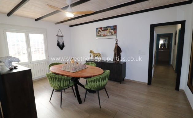 Resale - Villa - La Romana