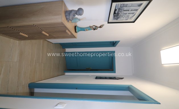 Resale - Villa - La Romana