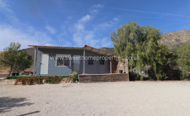 Resale - Villa - La Romana