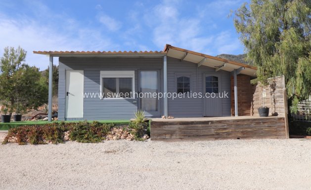 Resale - Villa - La Romana
