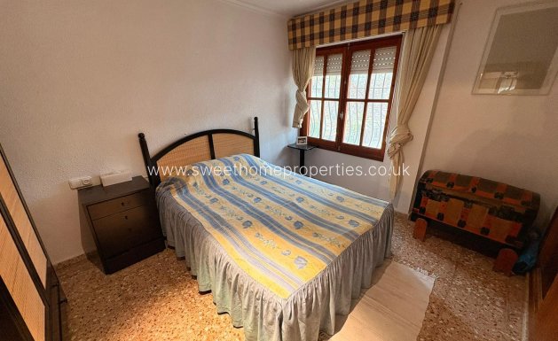 Resale - Country house - Sax