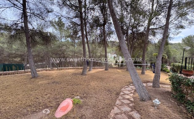 Resale - Country house - Sax