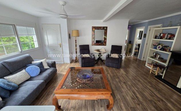 Resale - Country house - Sax