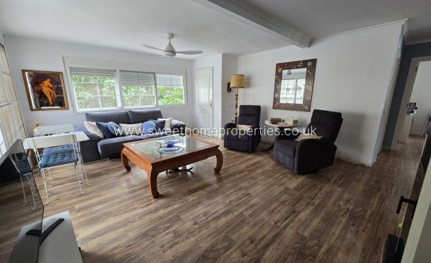 Resale - Country house - Sax