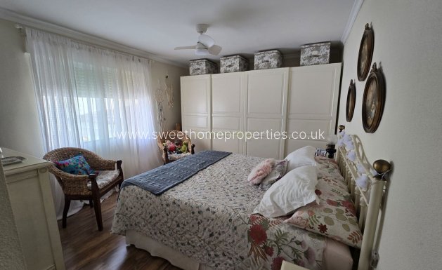 Resale - Country house - Sax