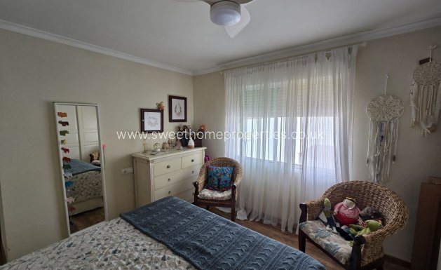 Resale - Country house - Sax