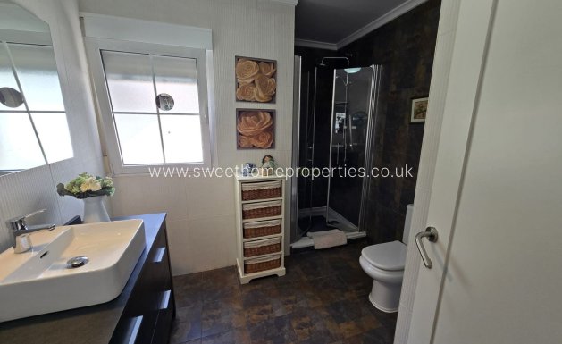 Resale - Country house - Sax