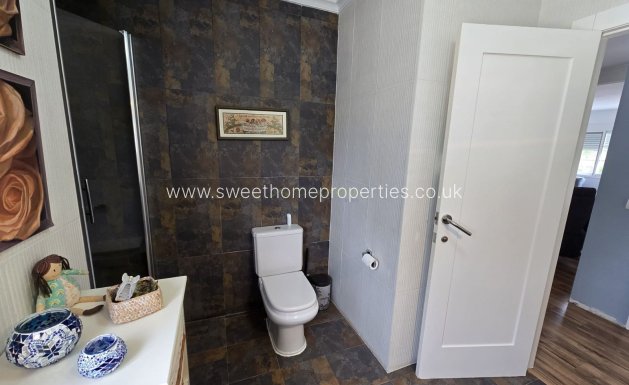 Resale - Country house - Sax