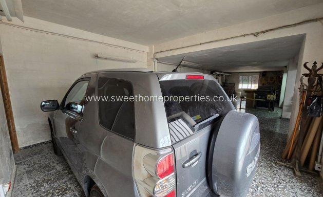 Resale - Country house - Sax