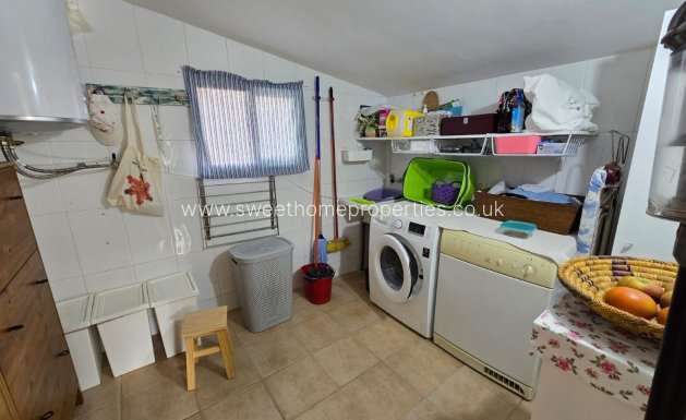 Resale - Country house - Sax