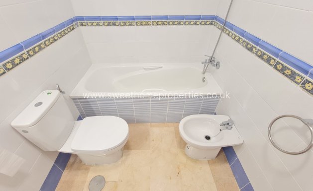 Resale - Town house - Villamartin - Los Dolses