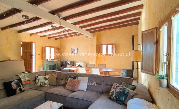 Resale - Country house - Fortuna