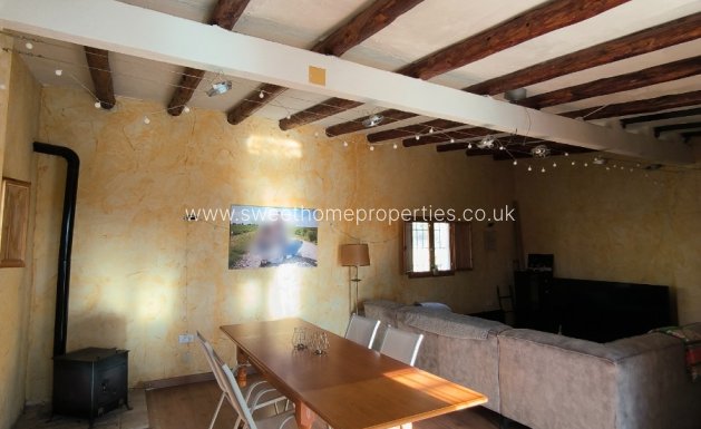 Resale - Country house - Fortuna