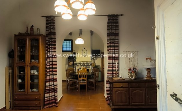 Resale - Country house - Fortuna