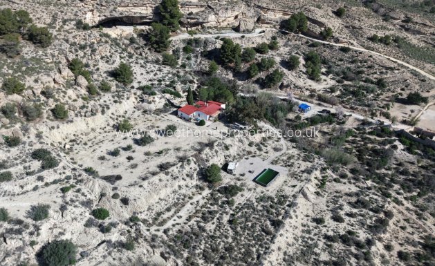 Resale - Country house - Fortuna