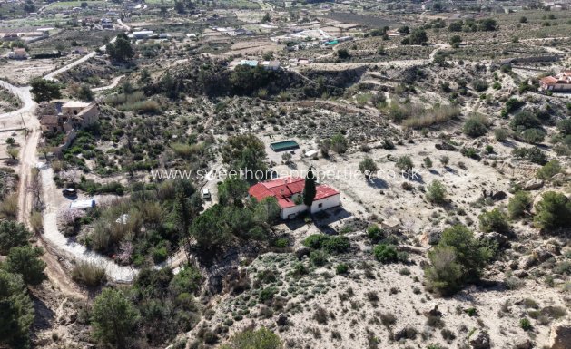 Resale - Country house - Fortuna