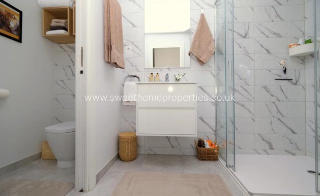 Resale - Apartment - Villamartin - Las Filipinas