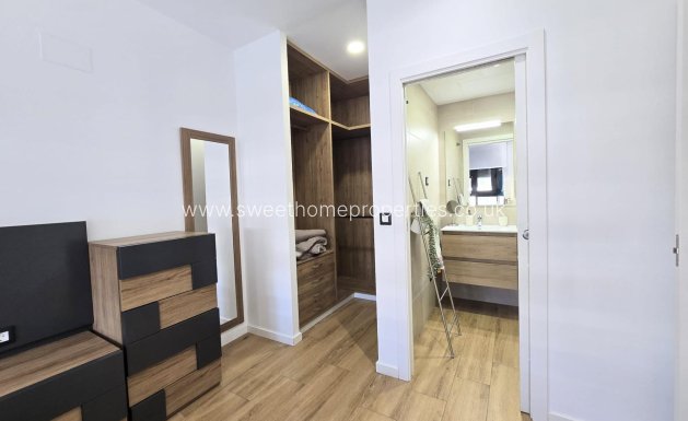 Resale - Apartment - Elche - Huerto de Travalón