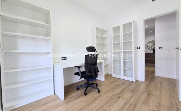 Resale - Apartment - Elche - Huerto de Travalón