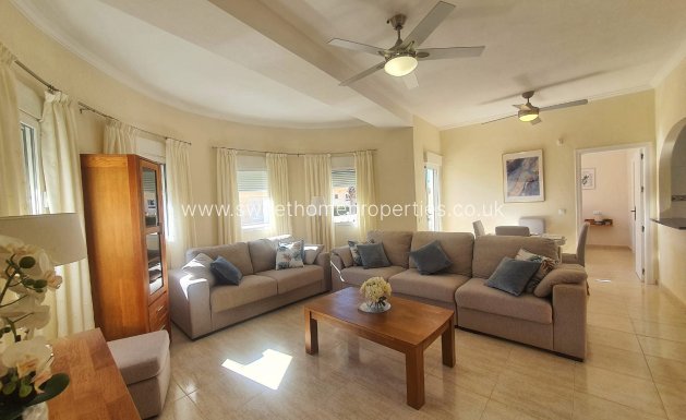 Resale - Villa - Orihuela Costa - Villamartin