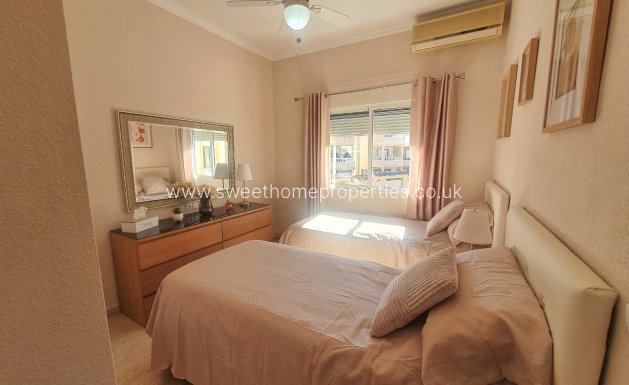 Resale - Villa - Orihuela Costa - Villamartin