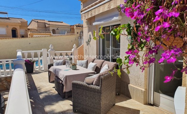 Resale - Villa - Orihuela Costa - Villamartin